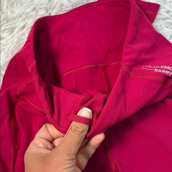 Lululemon Stronger as One Tight 25" *lululemon X Barrys Ruby Red - Picture 3 of 6